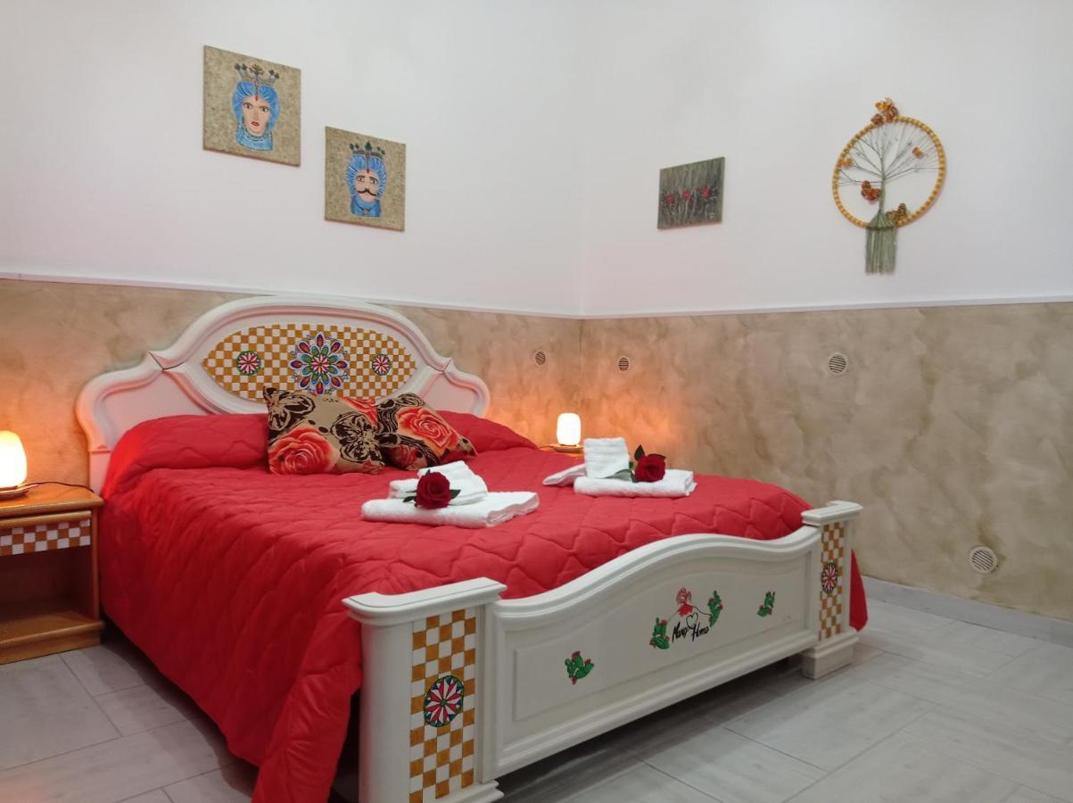 Mary Home - Casa Vacanza Таормина Стая снимка