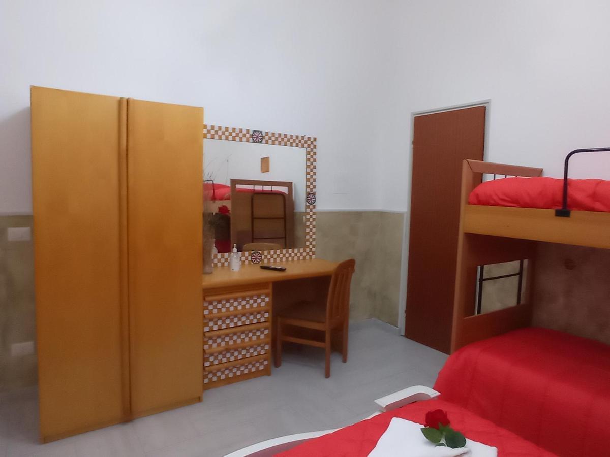 Mary Home - Casa Vacanza Таормина Екстериор снимка