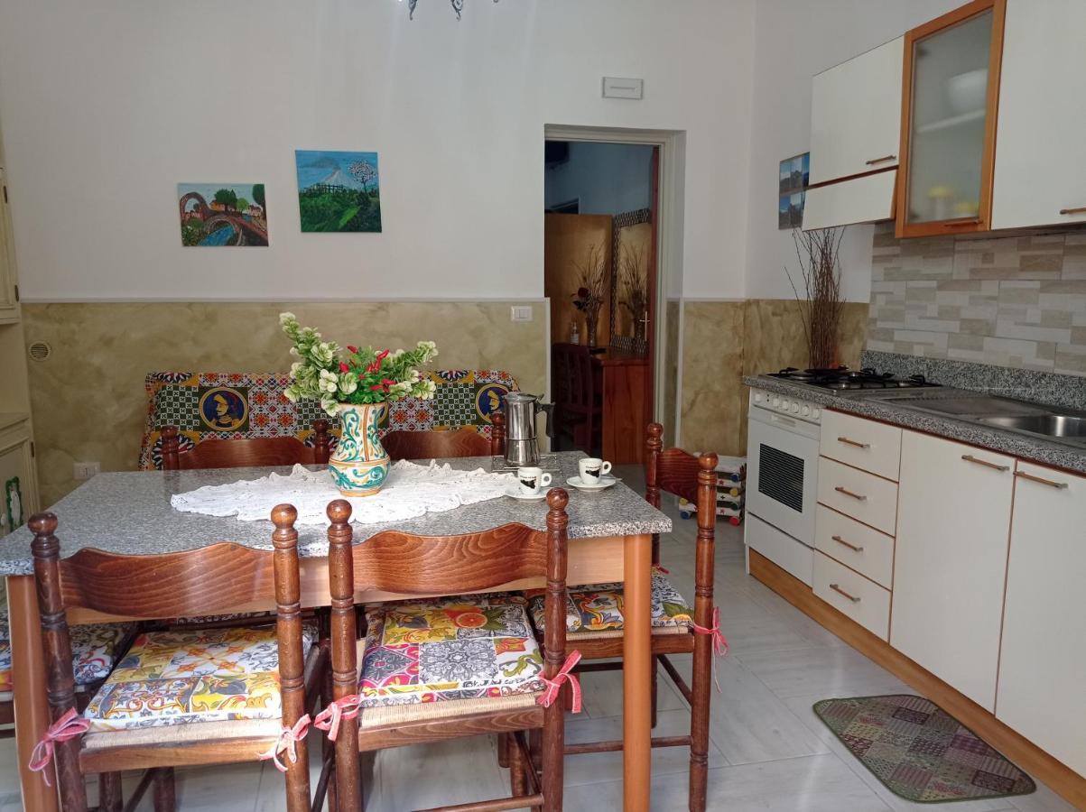 Mary Home - Casa Vacanza Таормина Екстериор снимка