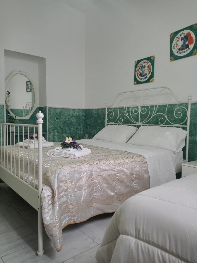 Mary Home - Casa Vacanza Таормина Стая снимка